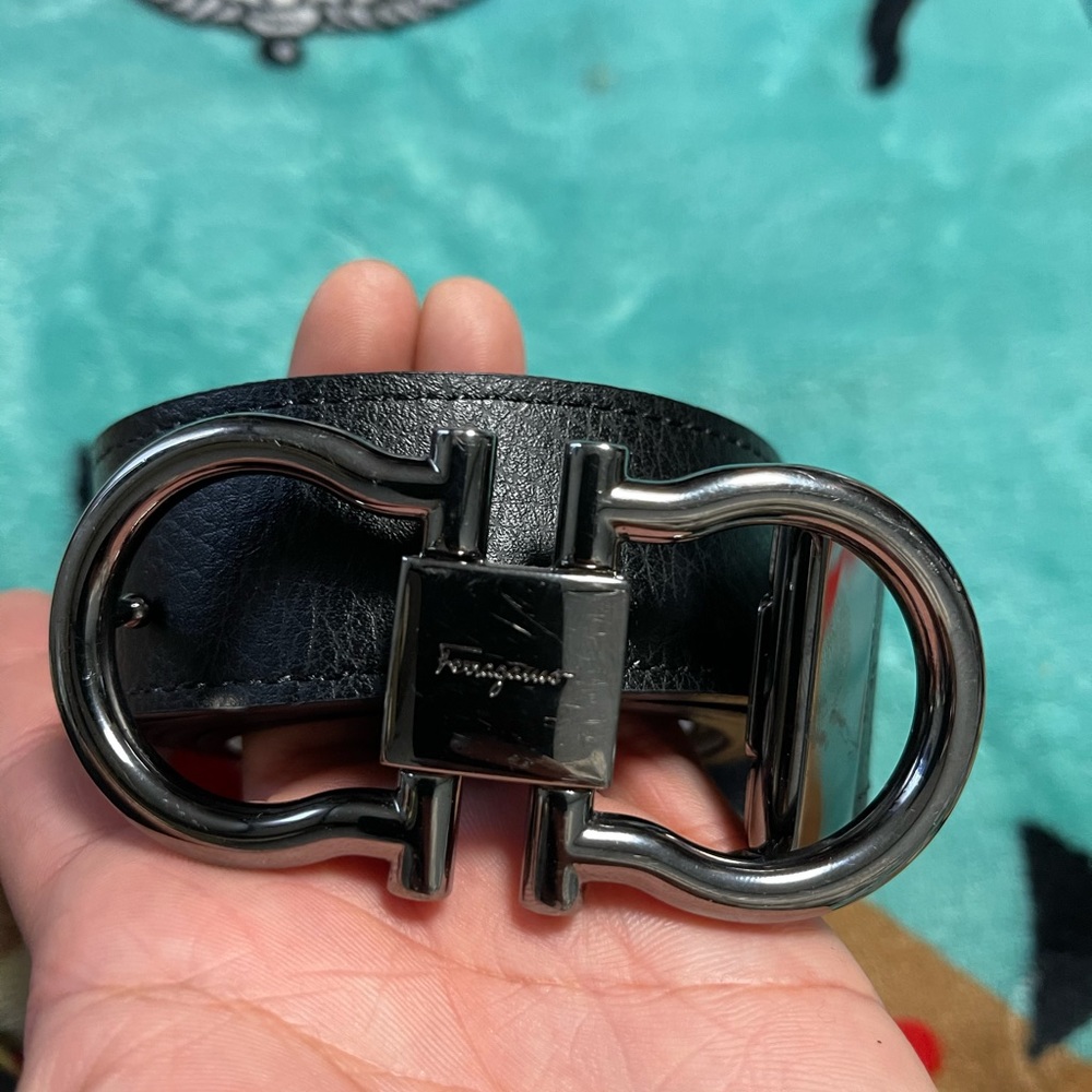 salvatore ferragamo buckle